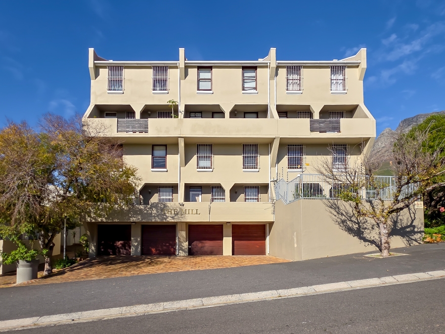 3 Bedroom Property for Sale in Zonnebloem Western Cape